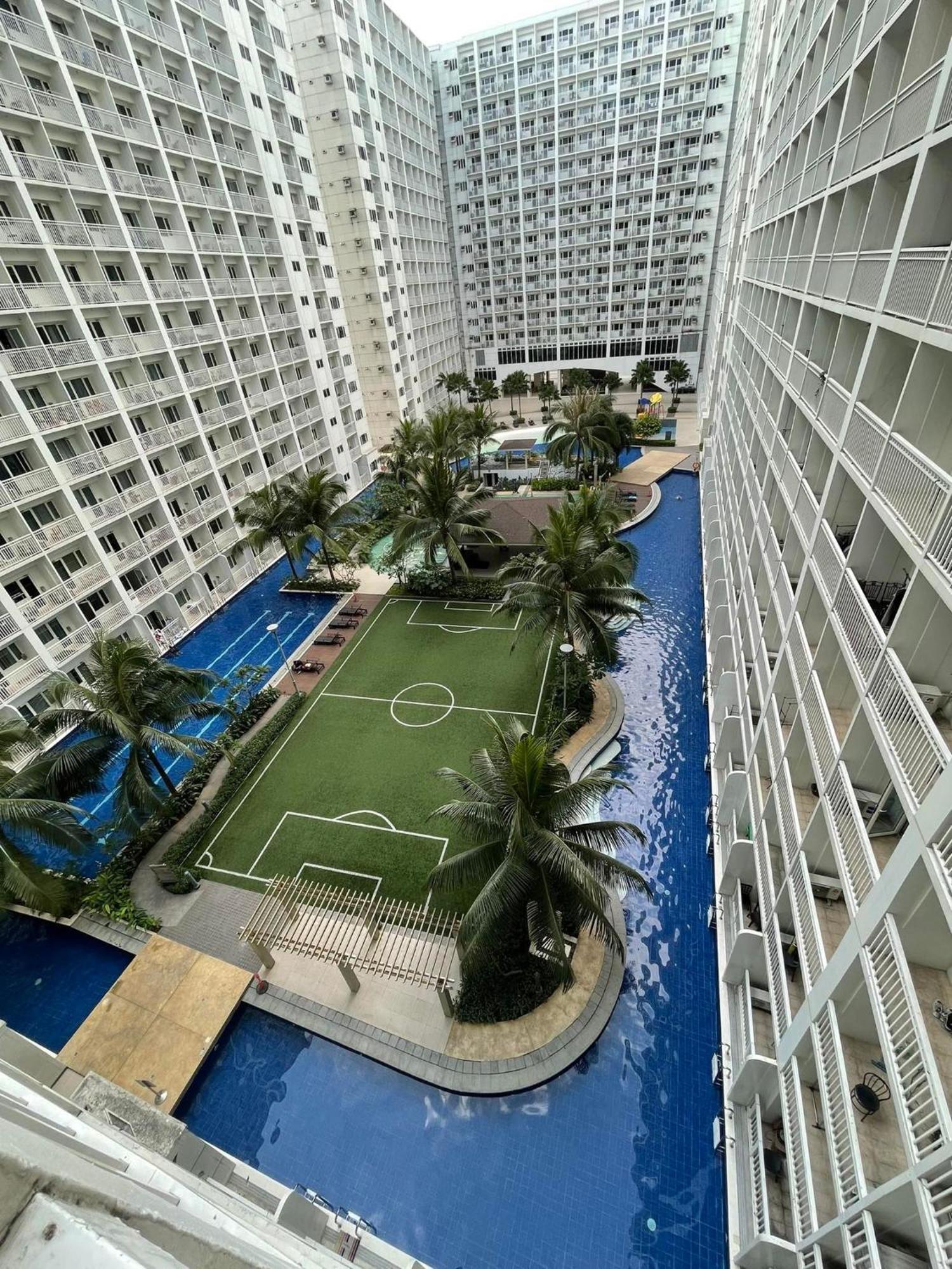 Shore Residences, Mall Of Asia Complex Stays By Pbyy Manila Eksteriør billede